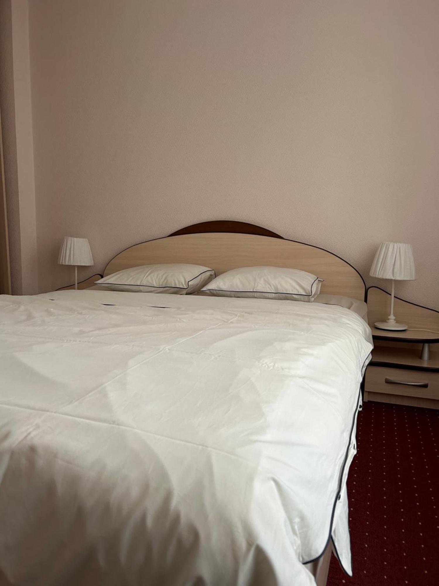 Apartamenti Bulvaris Alūksne Екстериор снимка